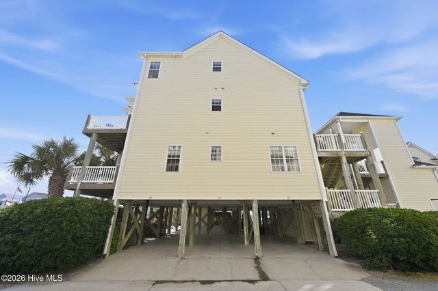 215 Summer Winds Place, Surf City, NC 28445