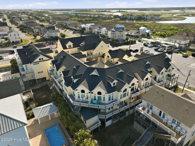 215 Summer Winds Place, Surf City, NC 28445