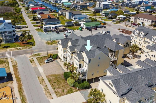215 Summer Winds Place, Surf City, NC 28445