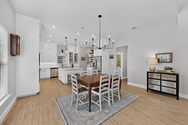 1573 Saylee Lane, Burleson, TX 76028