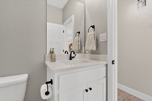 1573 Saylee Lane, Burleson, TX 76028
