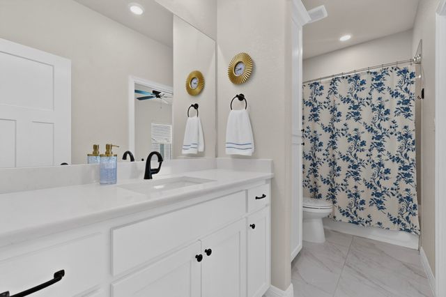 1573 Saylee Lane, Burleson, TX 76028