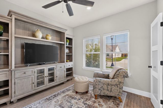 1573 Saylee Lane, Burleson, TX 76028