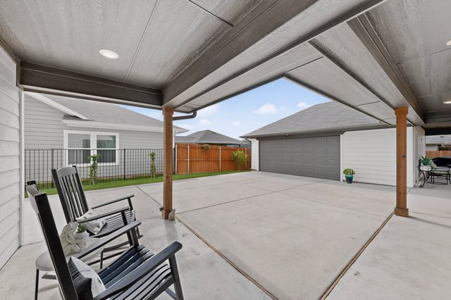 1573 Saylee Lane, Burleson, TX 76028