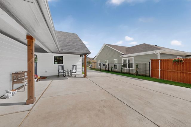 1573 Saylee Lane, Burleson, TX 76028