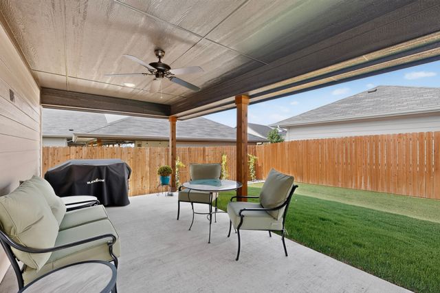 1573 Saylee Lane, Burleson, TX 76028