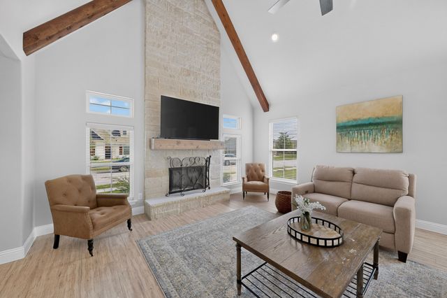 1573 Saylee Lane, Burleson, TX 76028