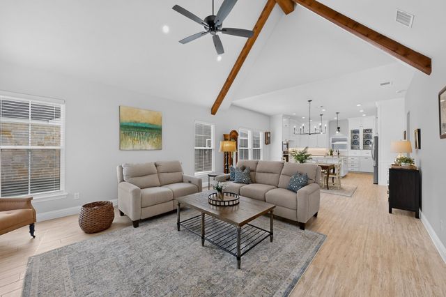 1573 Saylee Lane, Burleson, TX 76028