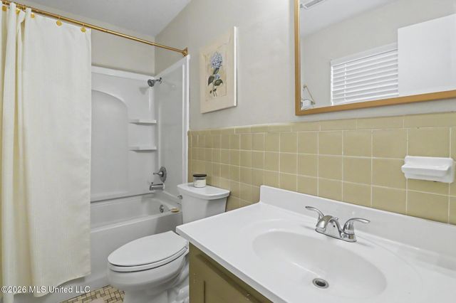 897 Auburn Drive, Biloxi, MS 39532