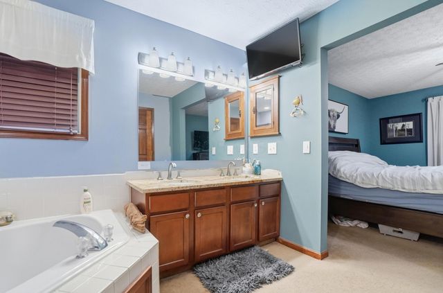 794 Odevene Way, Delaware, OH 43015