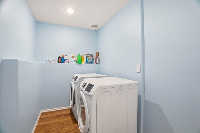 418 E Parker Dr, Colbert, WA 99005