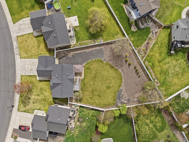 418 E Parker Dr, Colbert, WA 99005