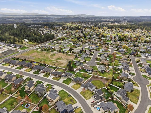 418 E Parker Dr, Colbert, WA 99005