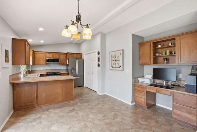 418 E Parker Dr, Colbert, WA 99005