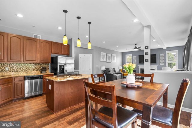 3275 SUTHERLAND CT, White Plains, MD 20695