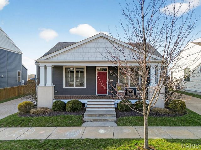 3548 Shire Lane, St Charles, MO 63301