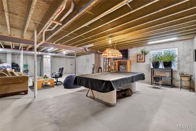 3548 Shire Lane, St Charles, MO 63301