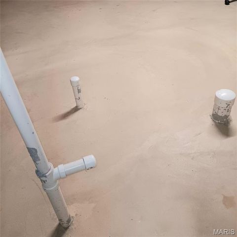 3548 Shire Lane, St Charles, MO 63301