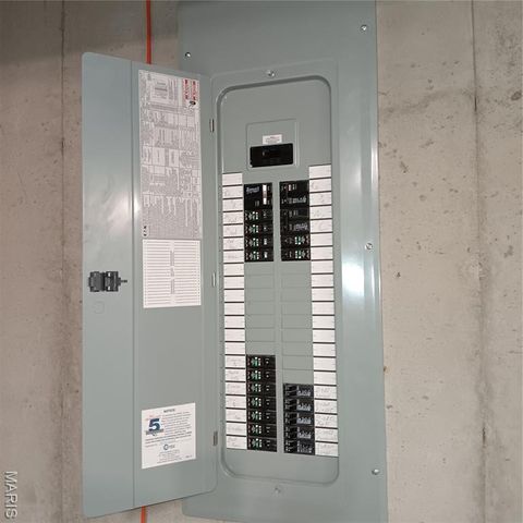 3548 Shire Lane, St Charles, MO 63301