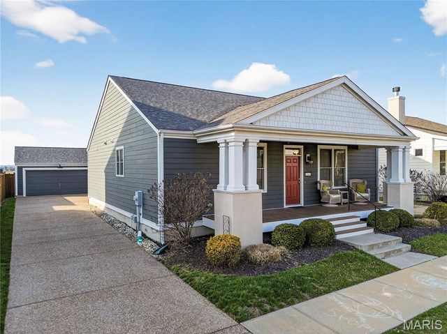 3548 Shire Lane, St Charles, MO 63301