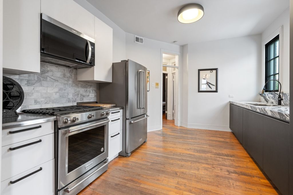 2256 W Grand Avenue, Chicago, IL 60612 — photo 3