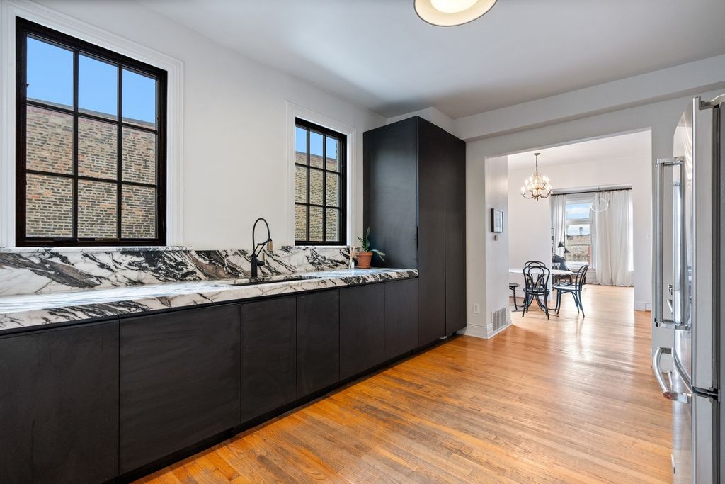 2256 W Grand Avenue, Chicago, IL 60612 — photo 4