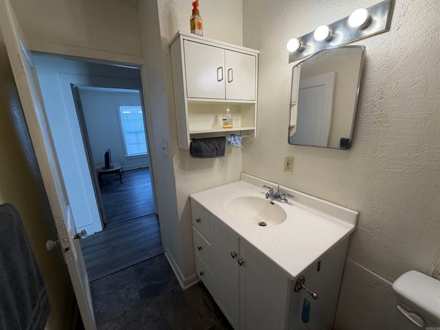 620 SW 6th Street, Walnut Ridge, AR 72476