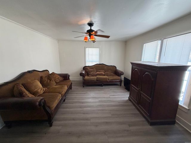 620 SW 6th Street, Walnut Ridge, AR 72476