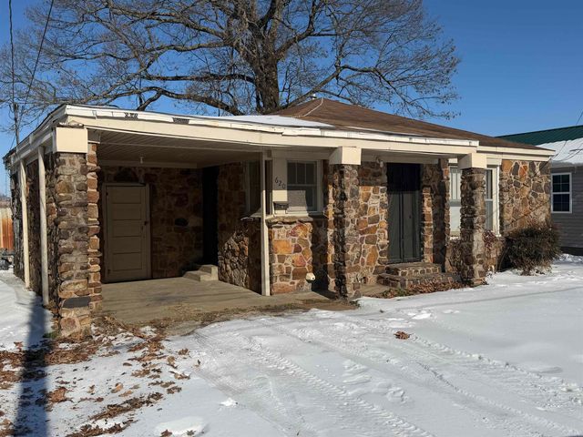 620 SW 6th Street, Walnut Ridge, AR 72476