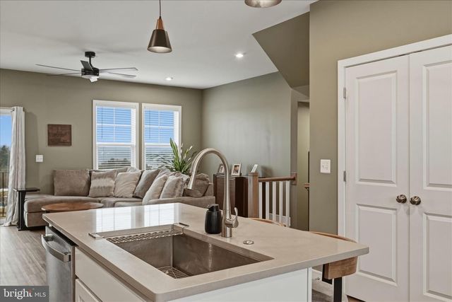 124 CHECKERSPOT WAY, Lake Frederick, VA 22630