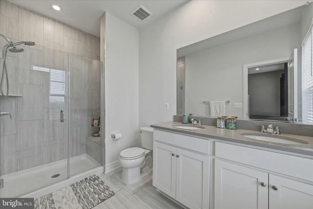 124 CHECKERSPOT WAY, Lake Frederick, VA 22630