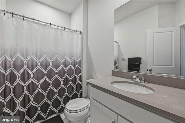 124 CHECKERSPOT WAY, Lake Frederick, VA 22630