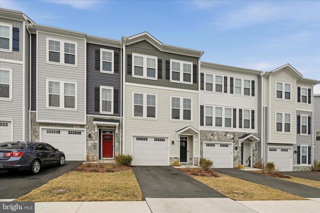 124 CHECKERSPOT WAY, Lake Frederick, VA 22630