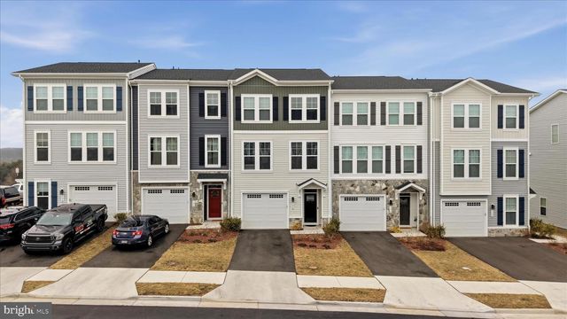 124 CHECKERSPOT WAY, Lake Frederick, VA 22630