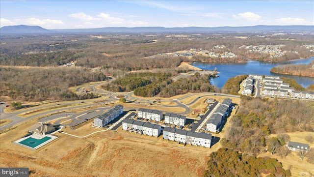 124 CHECKERSPOT WAY, Lake Frederick, VA 22630