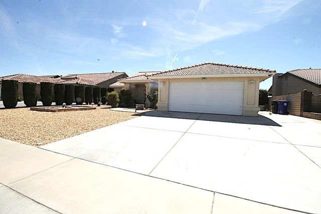 27241 Silver Lakes, Helendale, CA 92342