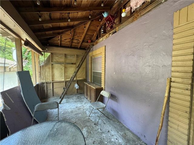 1812 E 135th Street, Grandview, MO 64030
