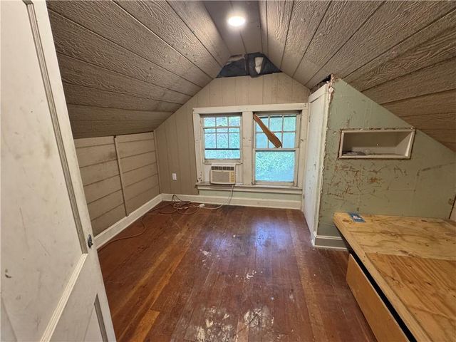1812 E 135th Street, Grandview, MO 64030