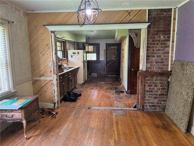 1812 E 135th Street, Grandview, MO 64030