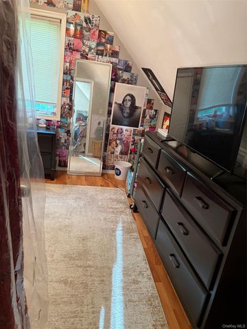 8 Johnson Place A, Baldwin, NY 11510