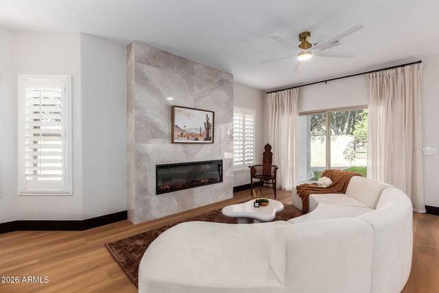 3759 S DEW DROP Lane, Gilbert, AZ 85297