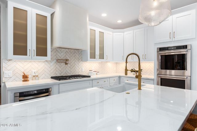 3759 S DEW DROP Lane, Gilbert, AZ 85297