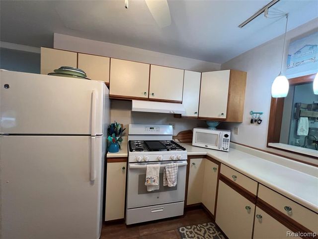 9058 W Chippewa Trail, Shelby, MI 49455