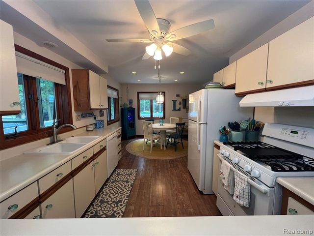 9058 W Chippewa Trail, Shelby, MI 49455