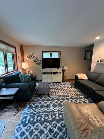 9058 W Chippewa Trail, Shelby, MI 49455
