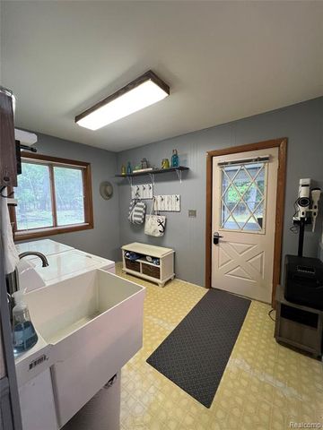 9058 W Chippewa Trail, Shelby, MI 49455