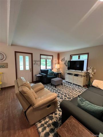 9058 W Chippewa Trail, Shelby, MI 49455