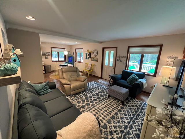 9058 W Chippewa Trail, Shelby, MI 49455