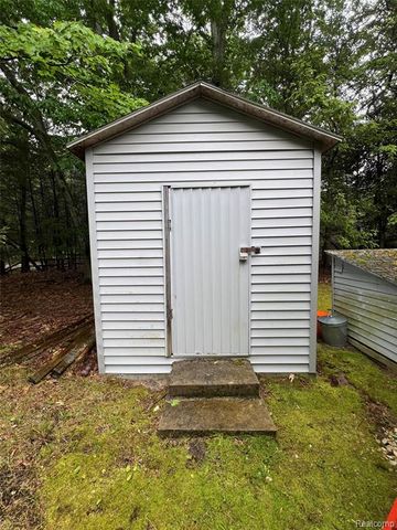9058 W Chippewa Trail, Shelby, MI 49455