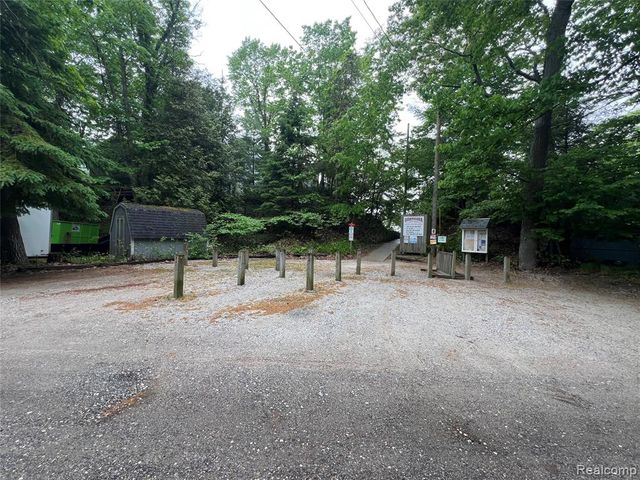9058 W Chippewa Trail, Shelby, MI 49455
